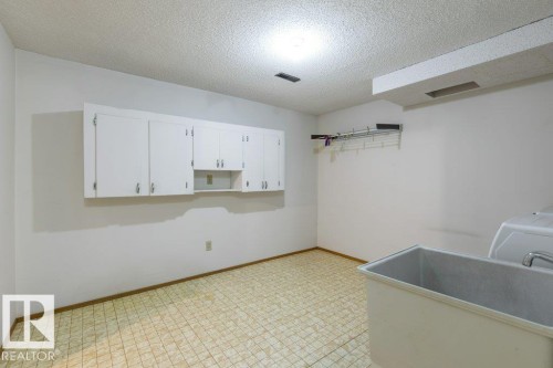 10646 153 Avenue, Edmonton, AB - Indoor