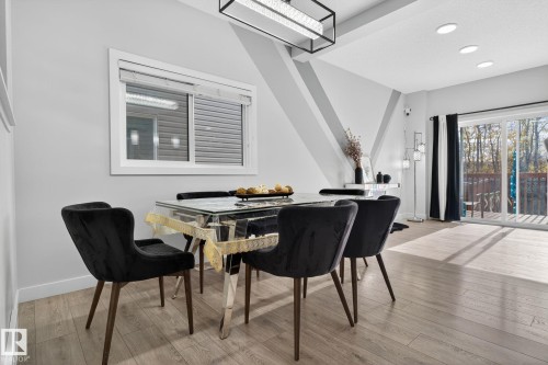 267 39 Ave, Edmonton, AB - Indoor Photo Showing Dining Room