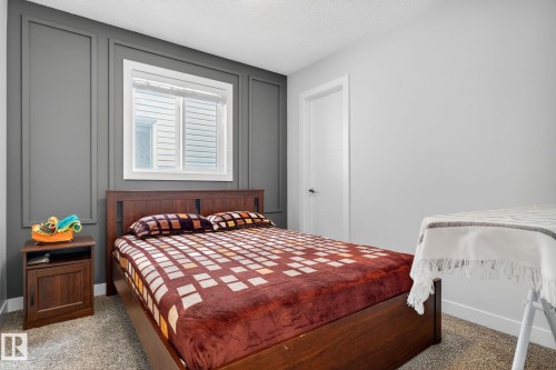 267 39 Ave, Edmonton, AB - Indoor Photo Showing Bedroom