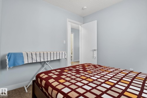 267 39 Ave, Edmonton, AB - Indoor Photo Showing Bedroom