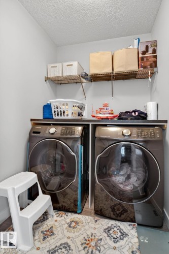 267 39 Ave, Edmonton, AB - Indoor Photo Showing Laundry Room