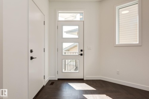 2128 Crossbill Lane, Edmonton, AB - Indoor Photo Showing Other Room