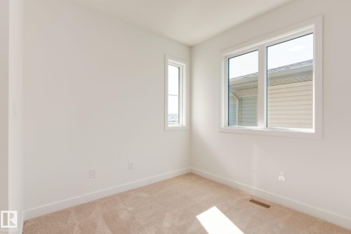 2128 Crossbill Lane, Edmonton, AB - Indoor Photo Showing Other Room