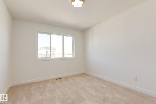 2128 Crossbill Lane, Edmonton, AB - Indoor Photo Showing Other Room