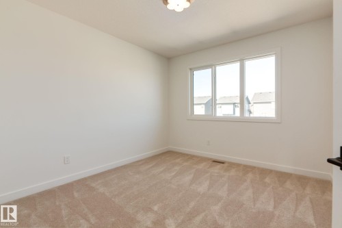 2128 Crossbill Lane, Edmonton, AB - Indoor Photo Showing Other Room