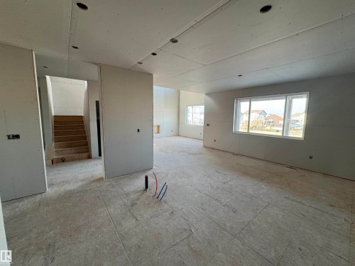 28 Harley Way, Spruce Grove, AB - Indoor Photo Showing Other Room