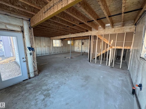 28 Harley Way, Spruce Grove, AB - Indoor