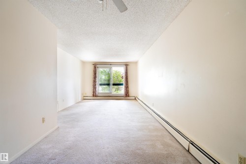 203 1628 48 Street, Edmonton, AB - Indoor Photo Showing Other Room