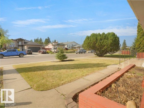 9815 159 Street Nw, Edmonton, AB - Outdoor