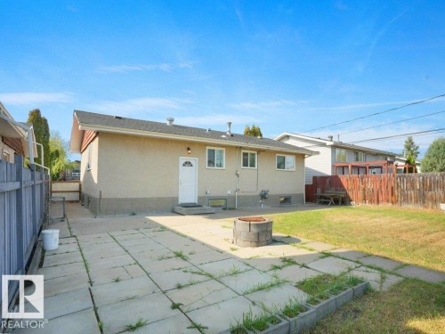 9815 159 Street Nw, Edmonton, AB - Outdoor