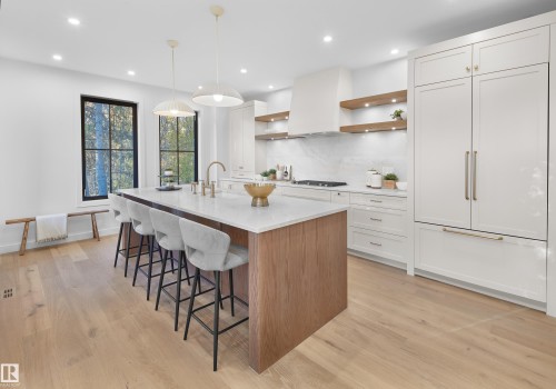 43 Westridge Road, Edmonton, AB - Indoor Photo Showing Kitchen With Upgraded Kitchen