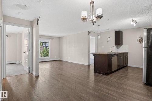 304 6084 Stanton Drive, Edmonton, AB - Indoor Photo Showing Kitchen