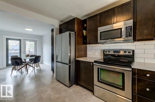 13619 122 Avenue, Edmonton, AB - Indoor Photo Showing Kitchen With Stainless Steel Kitchen