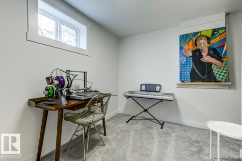 13619 122 Avenue, Edmonton, AB - Indoor Photo Showing Office