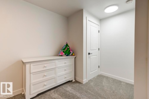 13619 122 Avenue, Edmonton, AB - Indoor