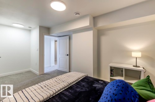 13619 122 Avenue, Edmonton, AB - Indoor Photo Showing Bedroom