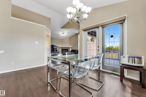 3320 27 Avenue, Edmonton, AB - Indoor Photo Showing Dining Room