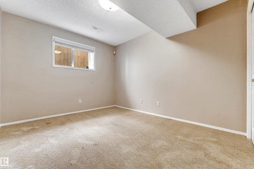 3320 27 Avenue, Edmonton, AB - Indoor Photo Showing Other Room