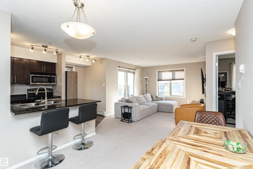 321 1070 Mcconachie Boulevard, Edmonton, AB - Indoor