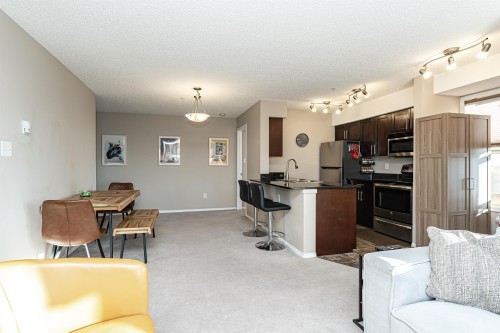 321 1070 Mcconachie Boulevard, Edmonton, AB - Indoor