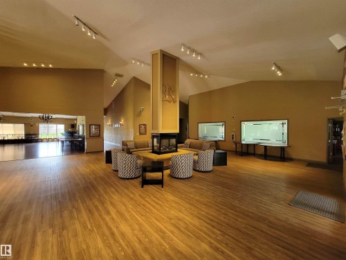 402 8942 156 Street, Edmonton, AB - Indoor