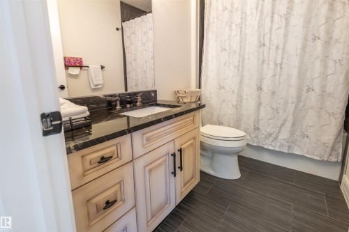 20 10550 Ellerslie Road, Edmonton, AB - Indoor Photo Showing Bathroom