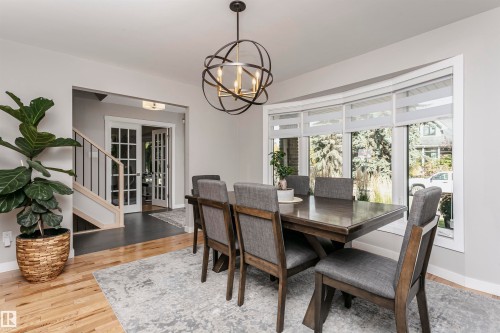 177 Wolf Willow Crescent Nw, Edmonton, AB - Indoor Photo Showing Dining Room