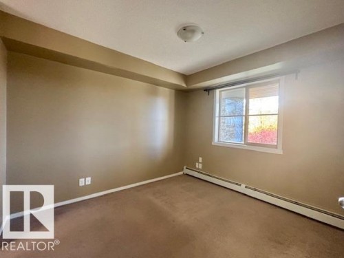 113 3315 James Mowatt Trail Sw, Edmonton, AB - Indoor Photo Showing Other Room
