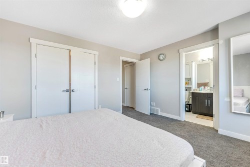 3478 Weidle Way, Edmonton, AB - Indoor Photo Showing Bedroom