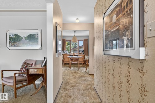 7708 98A Avenue Nw, Edmonton, AB - Indoor Photo Showing Other Room