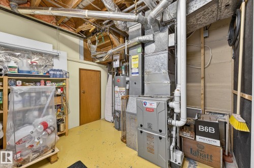 7708 98A Avenue Nw, Edmonton, AB - Indoor Photo Showing Basement