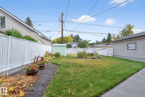 7708 98A Avenue Nw, Edmonton, AB - Outdoor