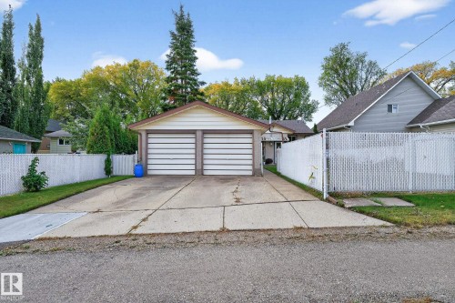 7708 98A Avenue Nw, Edmonton, AB - Outdoor