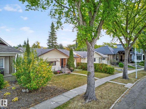 7708 98A Avenue Nw, Edmonton, AB - Outdoor With Facade
