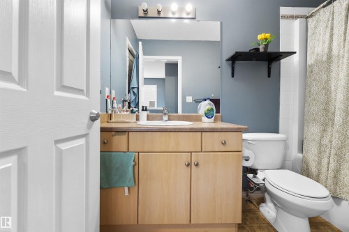 Full bathroom featuring vanity and shower / tub combo - 36 2503 24 Street, Edmonton, AB - Indoor Photo Showing Bathroom