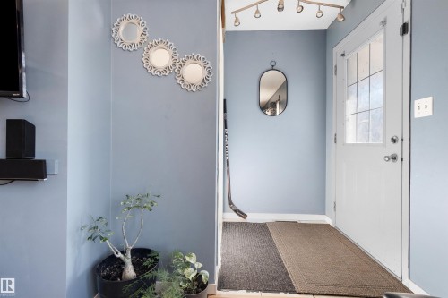 36 2503 24 Street, Edmonton, AB - Indoor Photo Showing Other Room