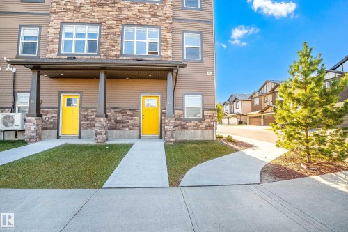 19 1703 16 Avenue, Edmonton, AB - Outdoor With Facade