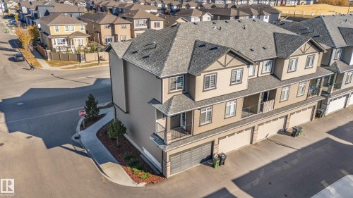 19 1703 16 Avenue, Edmonton, AB - Outdoor