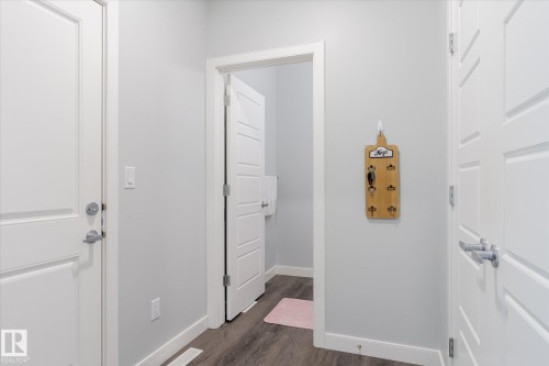 22143 80 Avenue, Edmonton, AB - Indoor Photo Showing Other Room