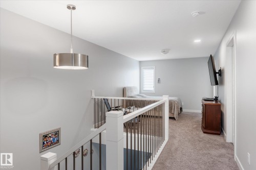 22143 80 Avenue, Edmonton, AB - Indoor Photo Showing Other Room