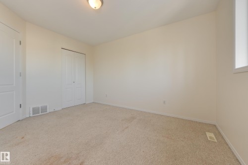 Edmonton, AB - Indoor Photo Showing Other Room