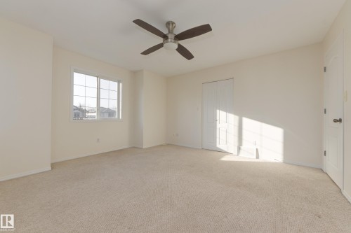 Edmonton, AB - Indoor Photo Showing Other Room