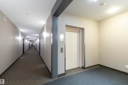 335 308 Ambleside Link, Edmonton, AB - Indoor Photo Showing Other Room