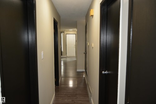 132 Millbourne Road E, Edmonton, AB - Indoor Photo Showing Other Room