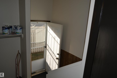 132 Millbourne Road E, Edmonton, AB - Indoor Photo Showing Other Room
