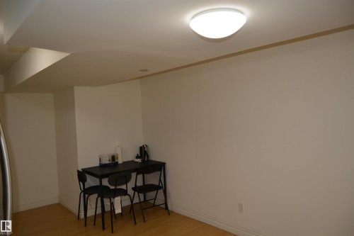 132 Millbourne Road E, Edmonton, AB - Indoor Photo Showing Other Room