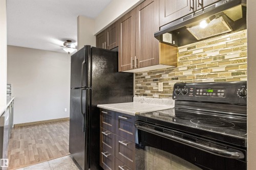 14835D Riverbend Road Nw, Edmonton, AB - Indoor Photo Showing Kitchen