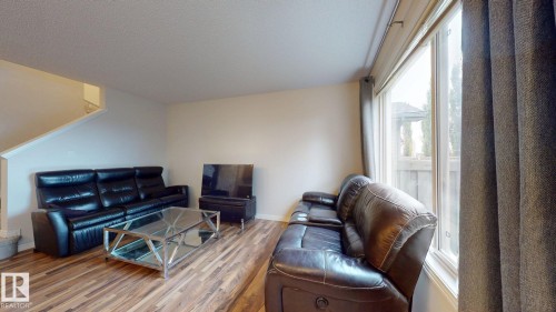 1030 177A Street, Edmonton, AB - Indoor