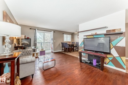 305 12710 127 Street, Edmonton, AB - Indoor