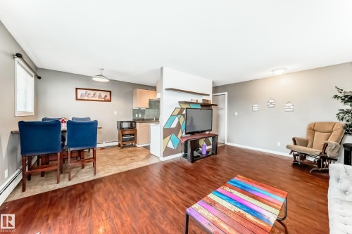 305 12710 127 Street, Edmonton, AB - Indoor